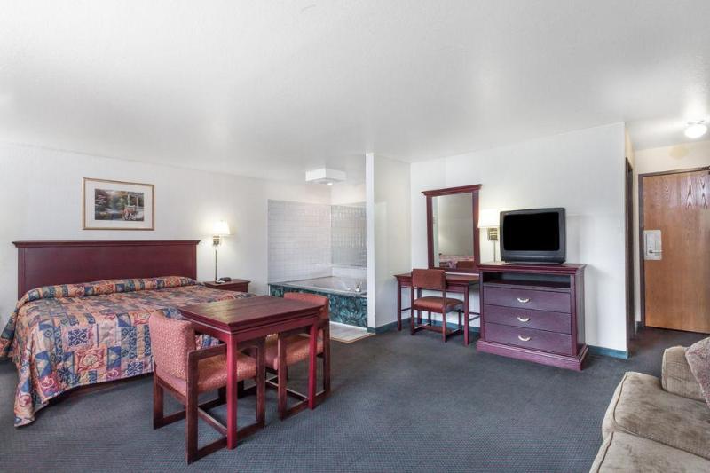 Hotel Super 8 Morristown East Downtown Extérieur photo